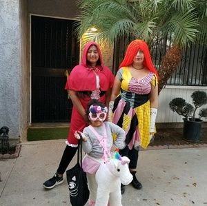 Meet your Posher, Lorena